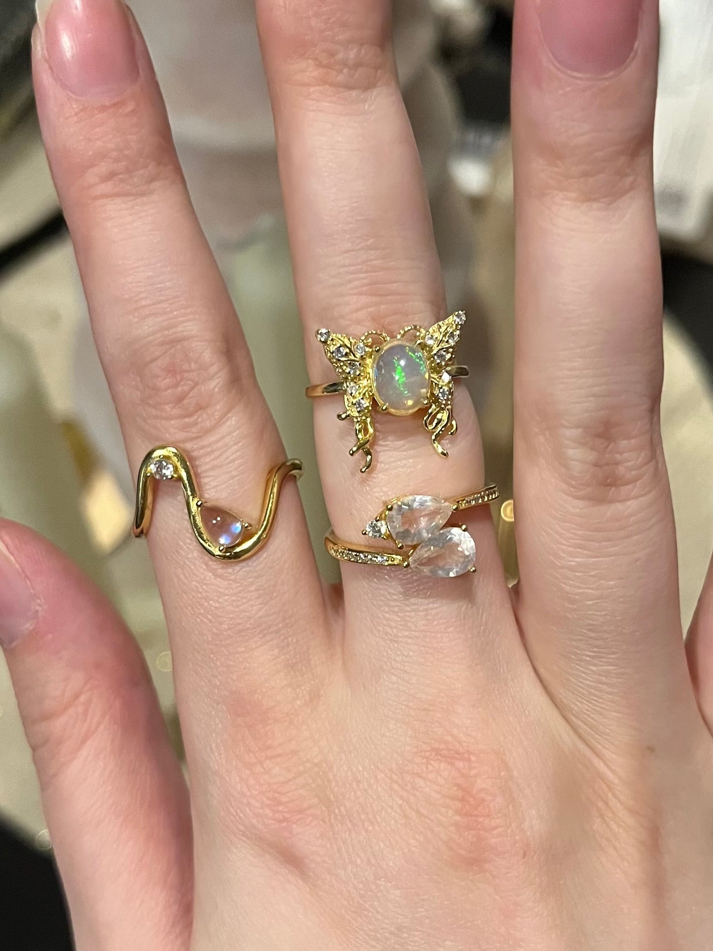 Enchanting Gold & Shimmery Crystal Ring Companions!