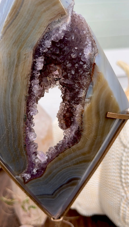 XXL Amethyst Agate Geode Statue