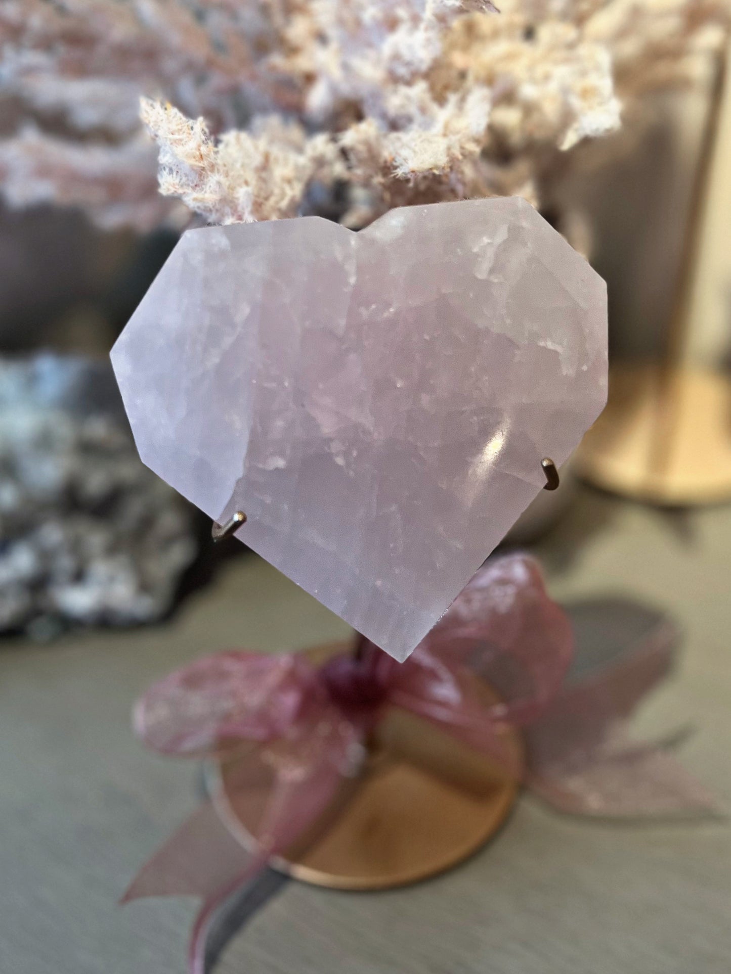 Large Lavender Rose Quartz Heart Statue